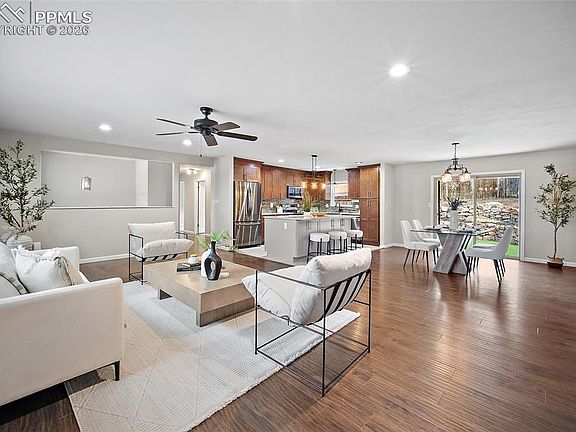 5th image of 6435 Delmonico Dr