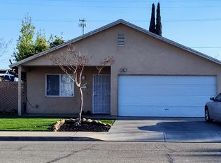15161 W C St, Kerman, CA 93630
