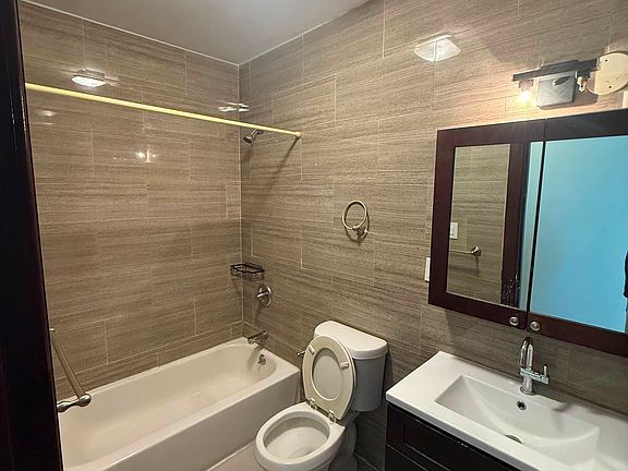 4th image of 31-74 37th St #2
