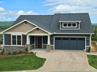 173 Waightstill Dr, Arden, NC 28704