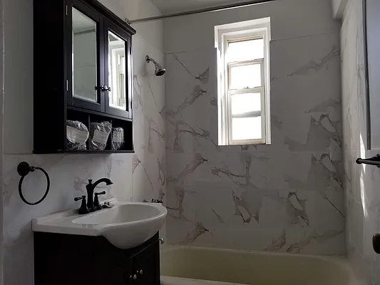 Rented by NYC Realty Brokers LLC | media 11