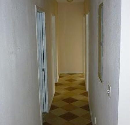 Hallway to bedrooms