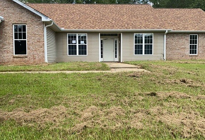 1st image of 138 Lelia Dr