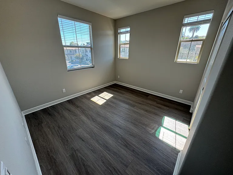 1180 Delpy View Point #1180 — Photo 17