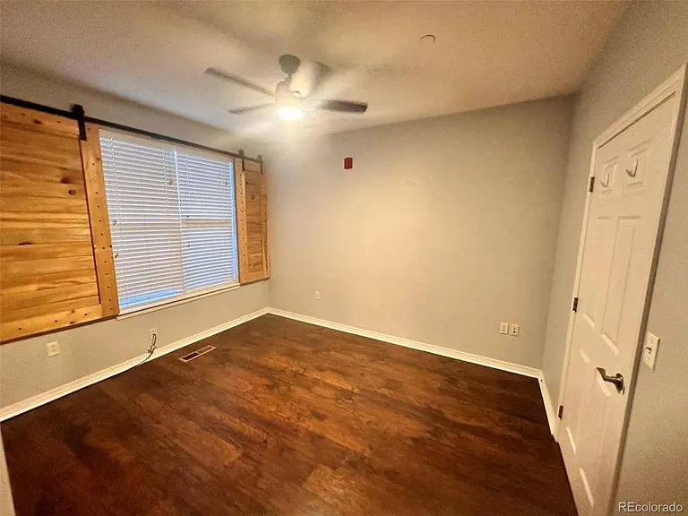 7292 S Blackhawk St #2105 — Photo 7