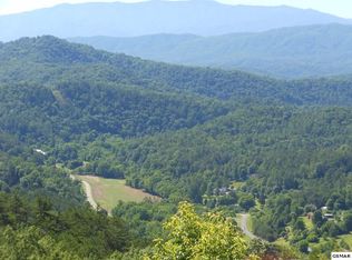 18 Autumn Ridge Way, Sevierville, TN 37876