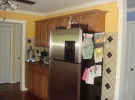 4th image of 143 N Titmus Dr