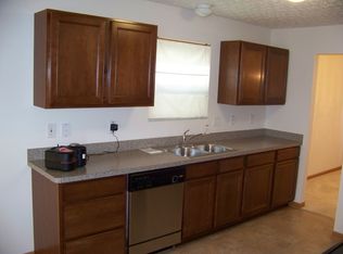 2070 Hiddenspring Dr, Columbus, OH 43219