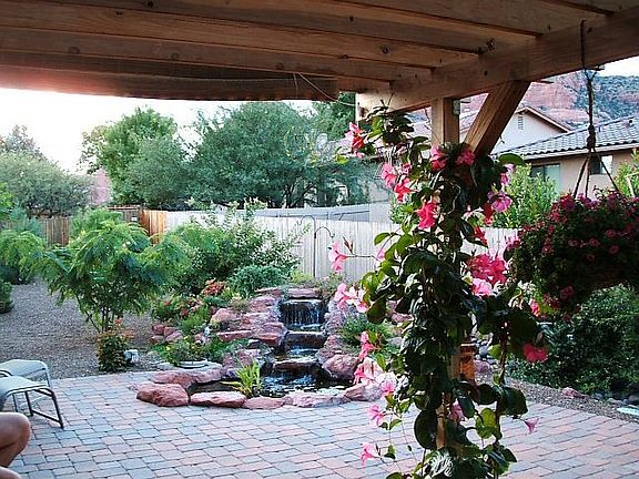 pond/waterfall