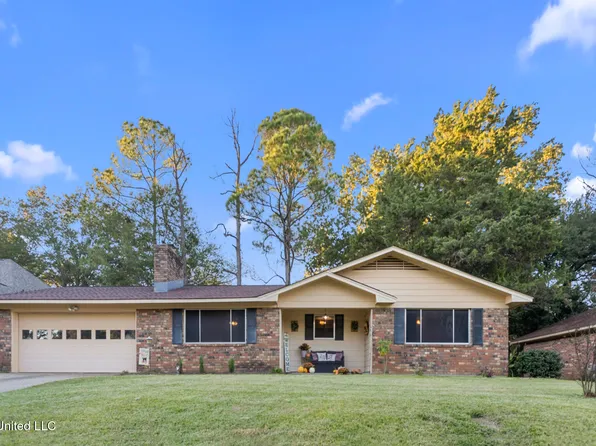 1213 Foxhill Dr, Clinton, MS 39056