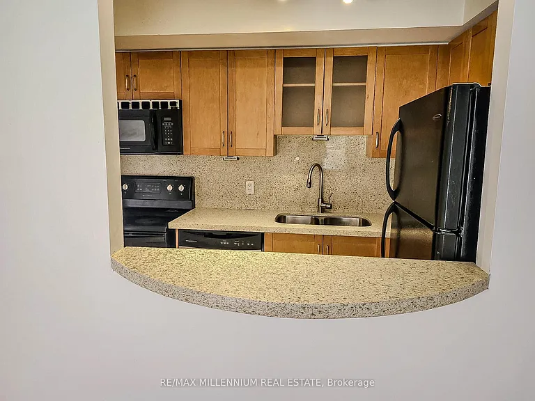 46 Western Battery Rd #837 — Photo 28