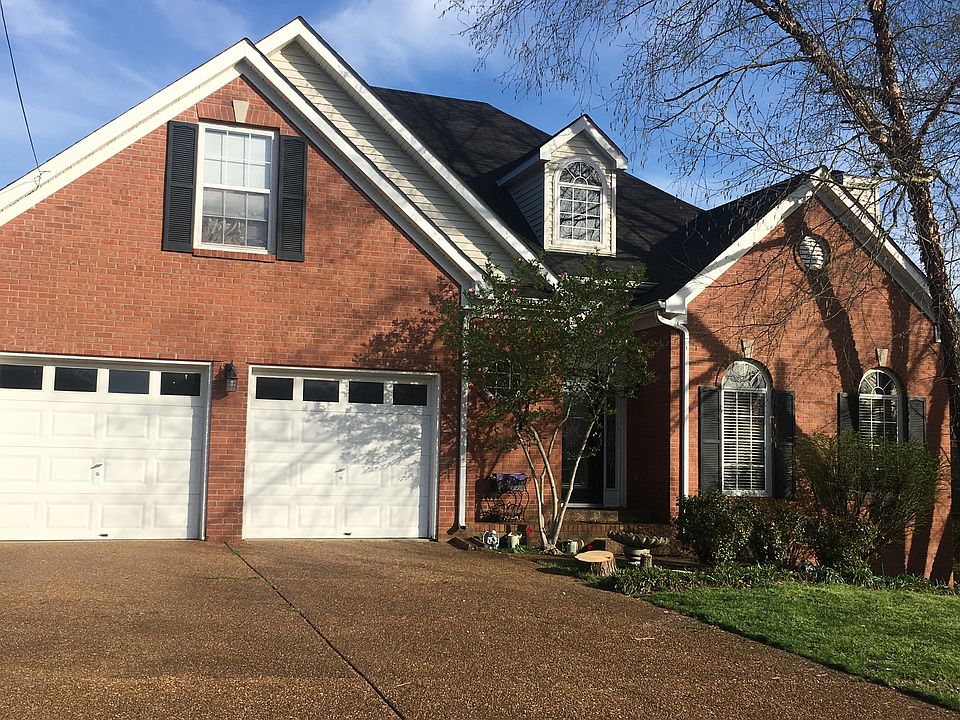 Popular Hickory Hills, 4/2