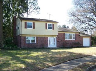 139 Tanglewood Dr, Hampton, VA 23666