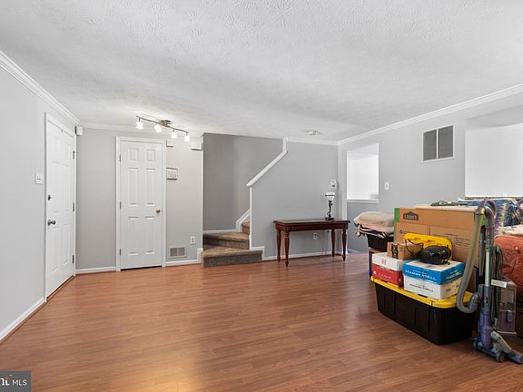 4th image of 2055 Wisper Woods Way