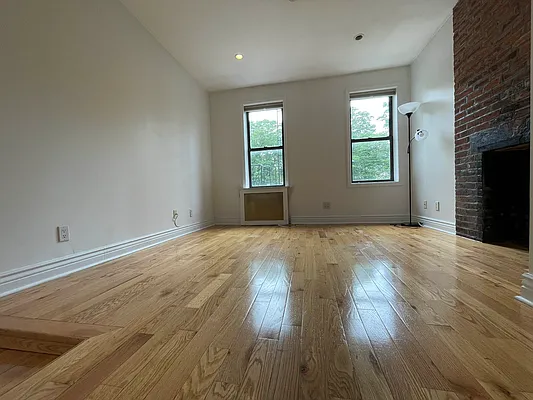 Rented by Douglas Elliman | media 10