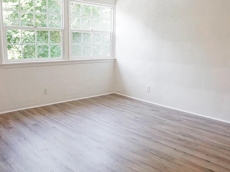 3244 Barham Blvd — Photo 17