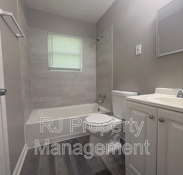 3981 Maynard Dr — Photo 9