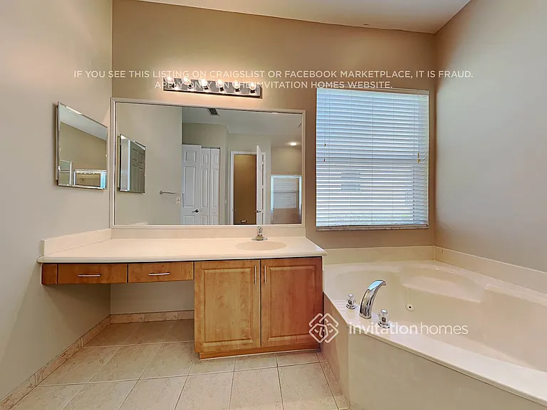 135 Palm Beach Plantation Blvd — Photo 13