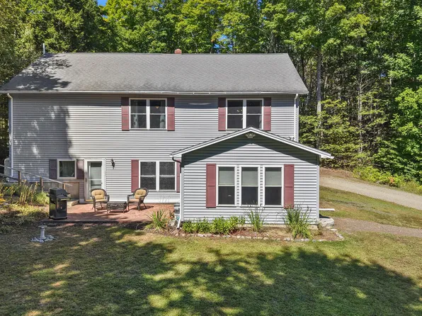 281 Mudgett Road, Newburgh, ME 04444