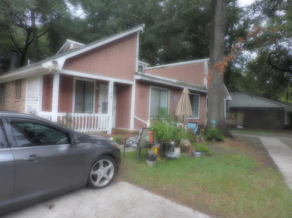 218 Parlor Dr, Ladson, SC 29456