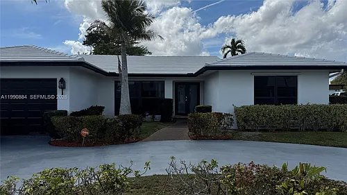 4905 Bayberry Ln Photo 1