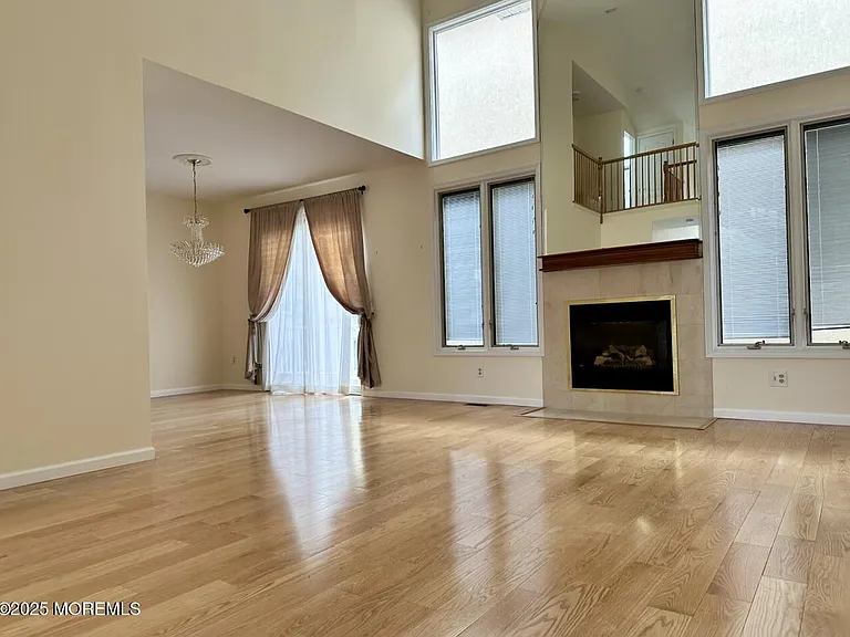 166 La Quinta Ct — Photo 5