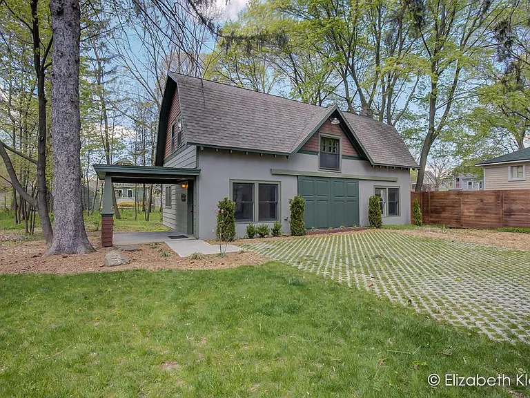 2021 Jefferson Dr SE #RR — Photo 3