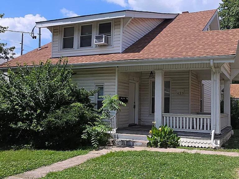 525 W Scott St — Photo 7