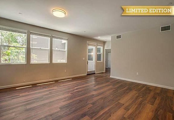 3rd image of 1042 Frederick St APT B