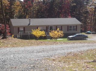 189 Turman Dr, Hillsville, VA 24343