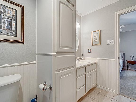 5th image of 1657 Plum Creek Dr