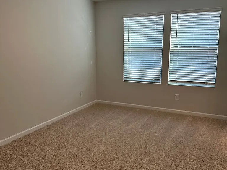 746 Palmer Rd NE — Photo 16
