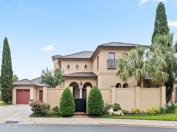 104 Avallach Dr, Lafayette, LA 70503