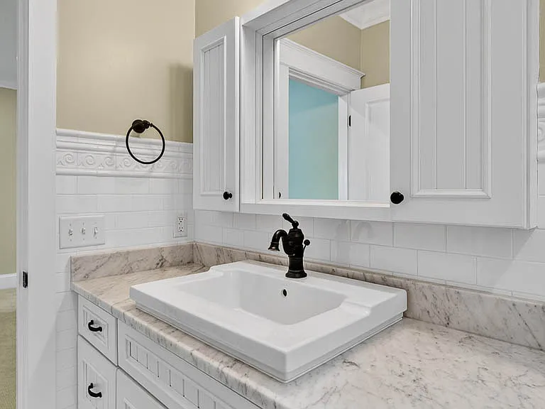1030 Village Oaks Ln — Photo 32