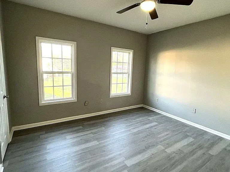 1006 S Jefferson St — Photo 10
