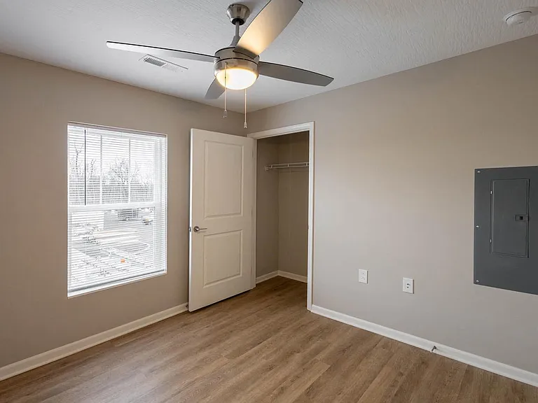 Zane Commons — Photo 6