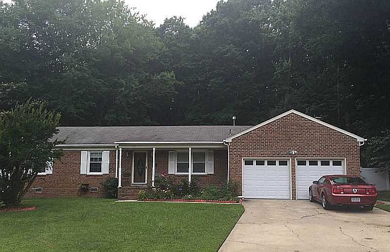 1st image of 937 Coloma Dr