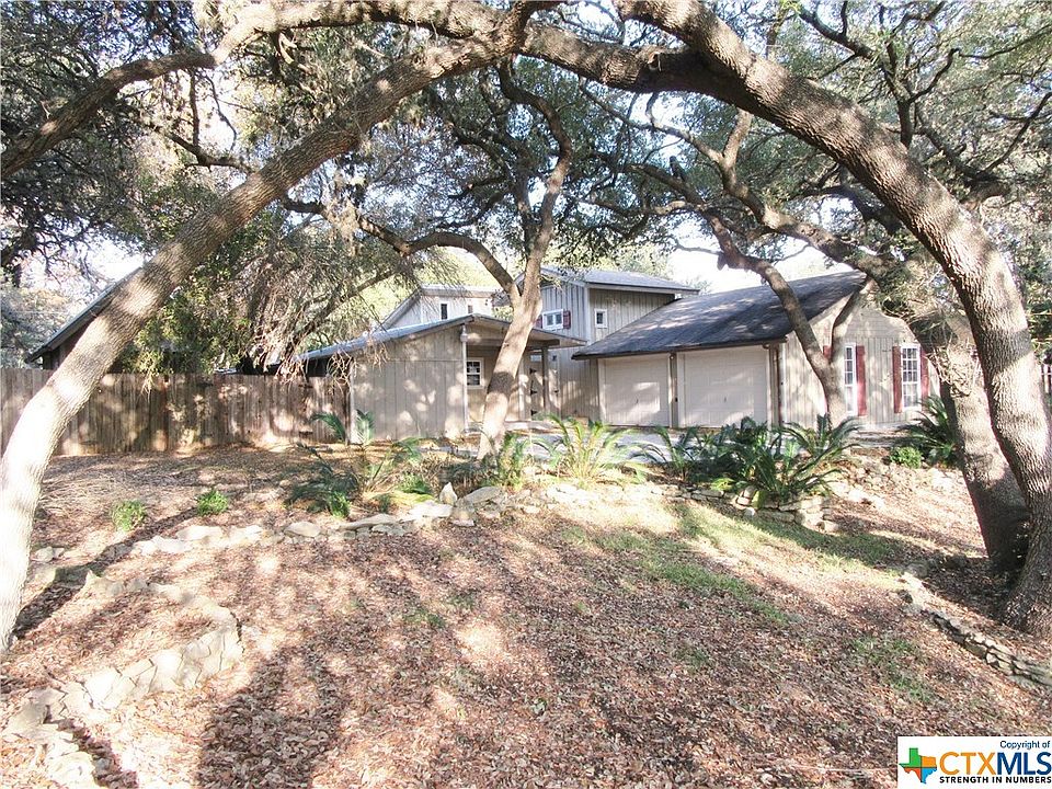1st image of 2417 Robinhood Ln