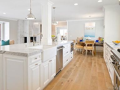 2230 Heather Ln, Newport Beach, CA 92660 | Zillow