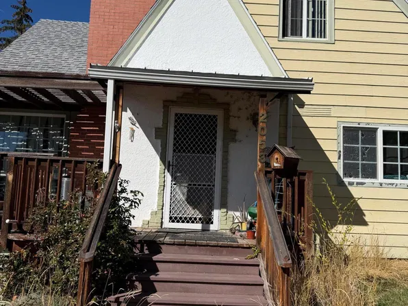 2053 Lawrence St, Klamath Falls, OR 97601