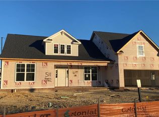 511 Quartz Trl, Chesapeake, VA 23320