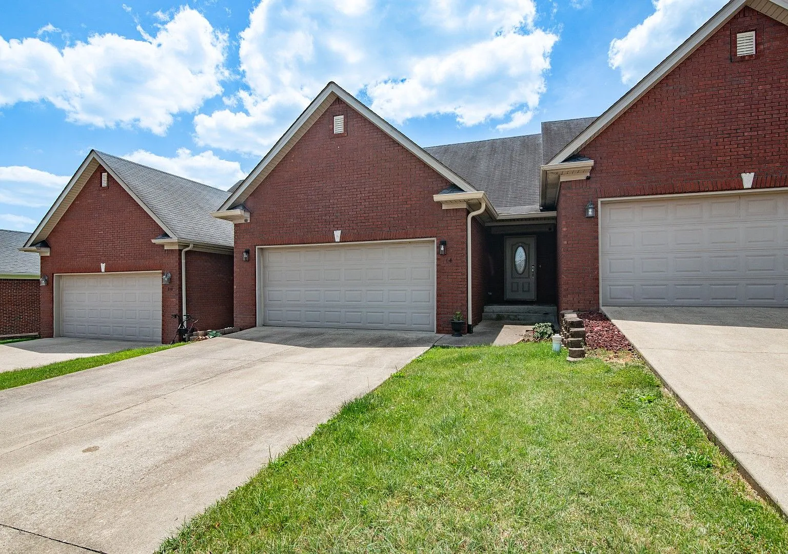 114 Twin Lakes Drive — Photo 3