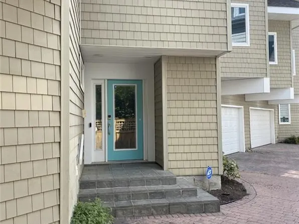 212 50th St #B, Virginia Beach, VA 23451