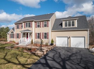 90 Huntsbridge Rd, North Attleboro, MA 02760