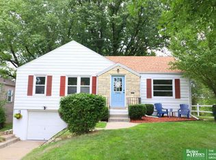 7245 N Ridge Dr, Omaha, NE 68112