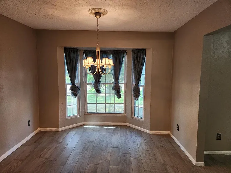 2322 Deer Valley Dr — Photo 11