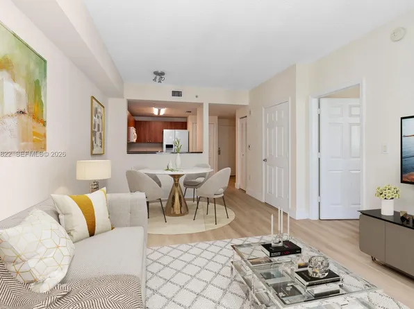 115 SW 11th St APT 707, Miami, FL 33130