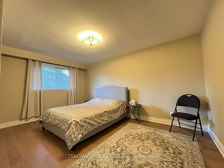 201 Hendon Ave #MAIN FLOOR — Photo 11
