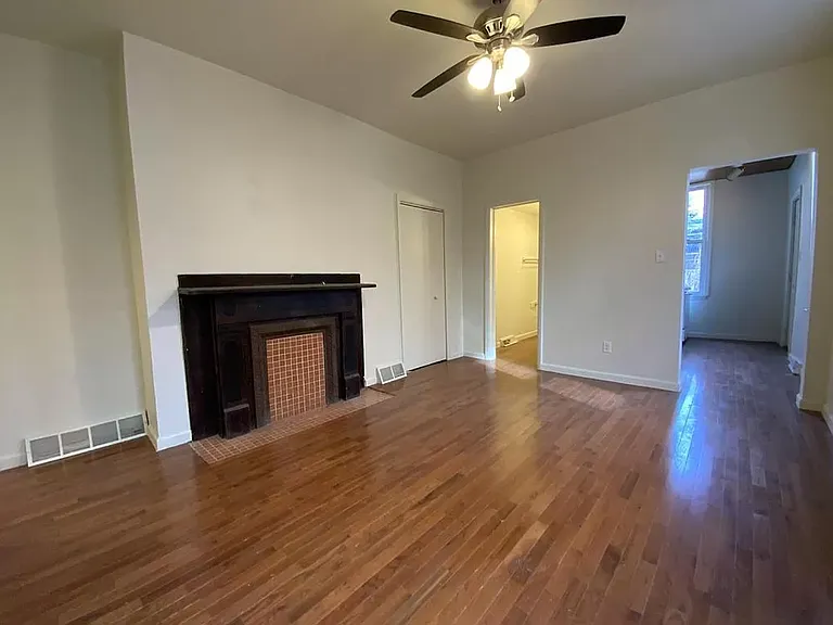214 W North Ave #2 — Photo 5