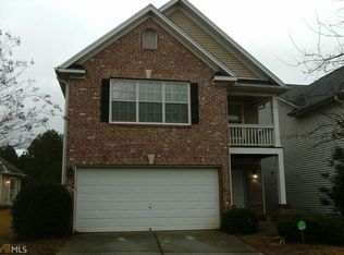 601 Shadow Lakes Dr, Lithonia, GA 30058